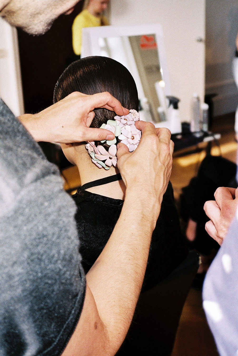 marina_hoermannseder_mbfwb_backstage_ss16_by_anna_boettke-26