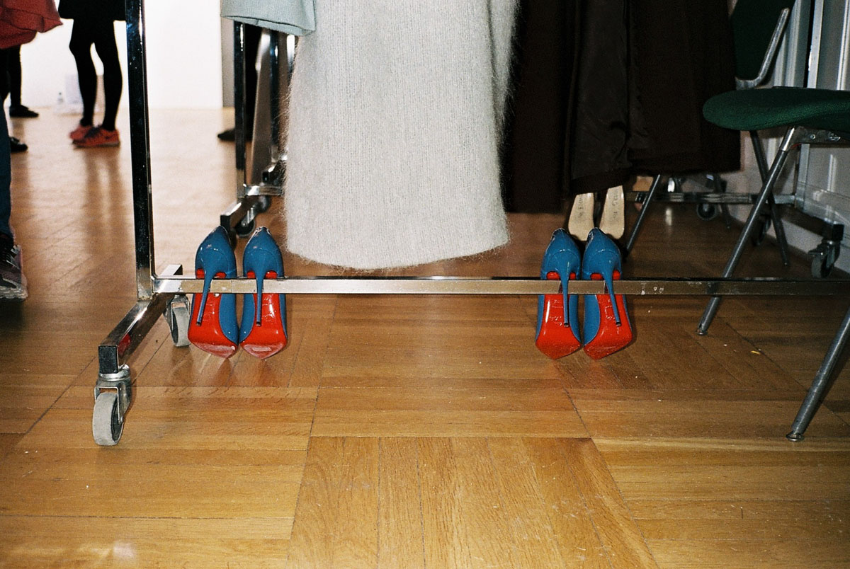 Marina_Hoermanseder_Backstage_by_Anna_Boettke (7 von 28)