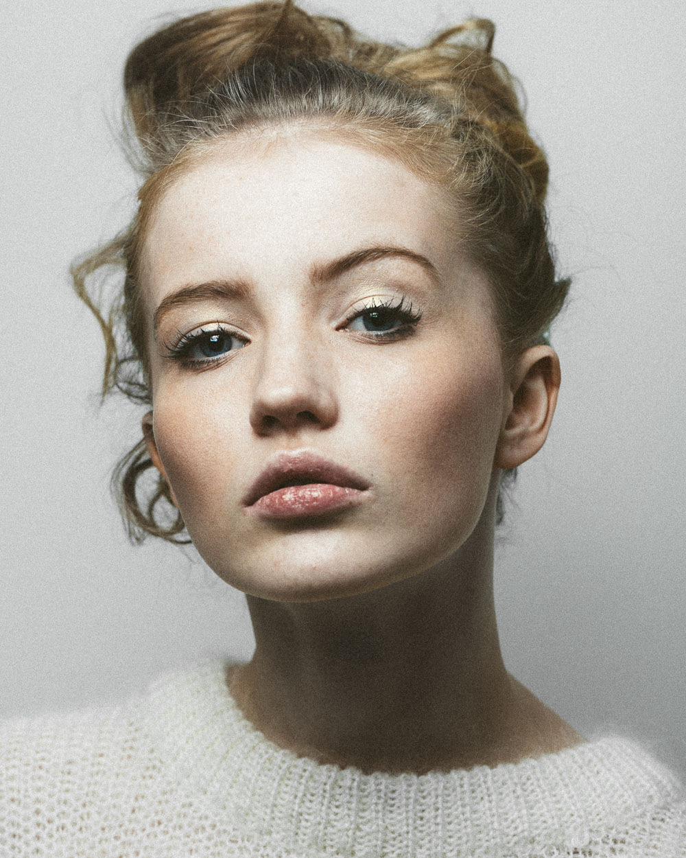 Ella-by-Nastia-Cloutier-Ignatiev-makeup-