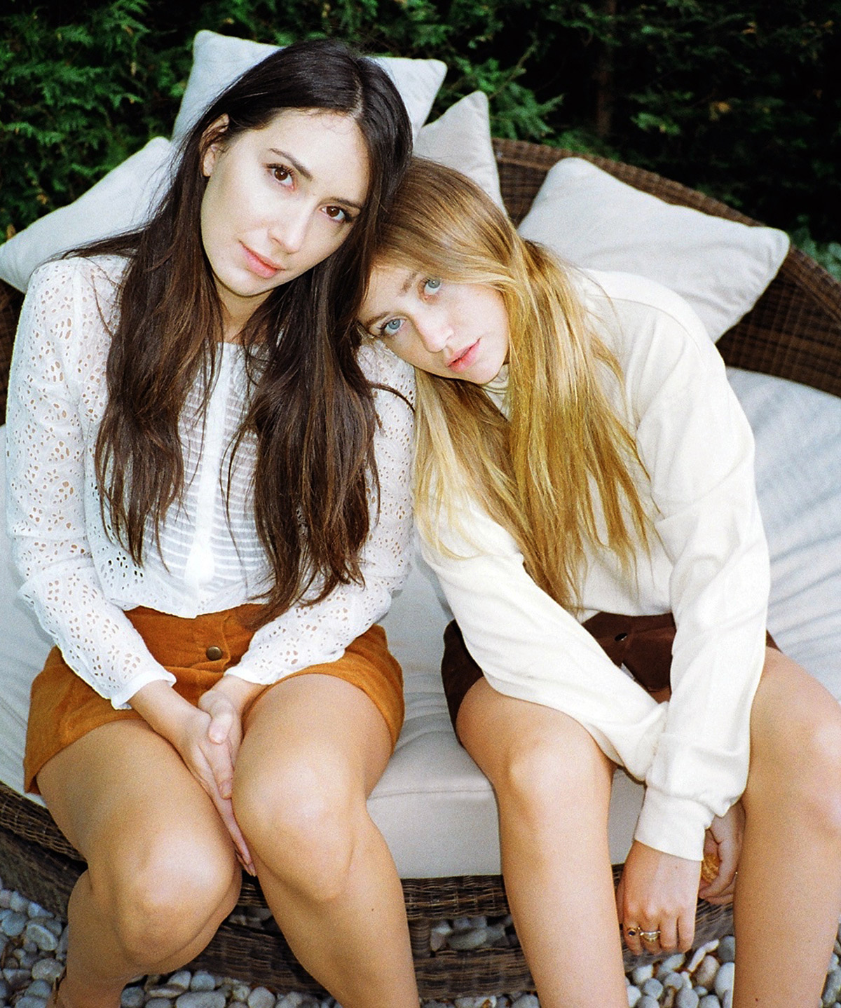 I think women need to band together and stop body shaming each other A  talk with the sisters Kate and Julia - C-Heads Magazine