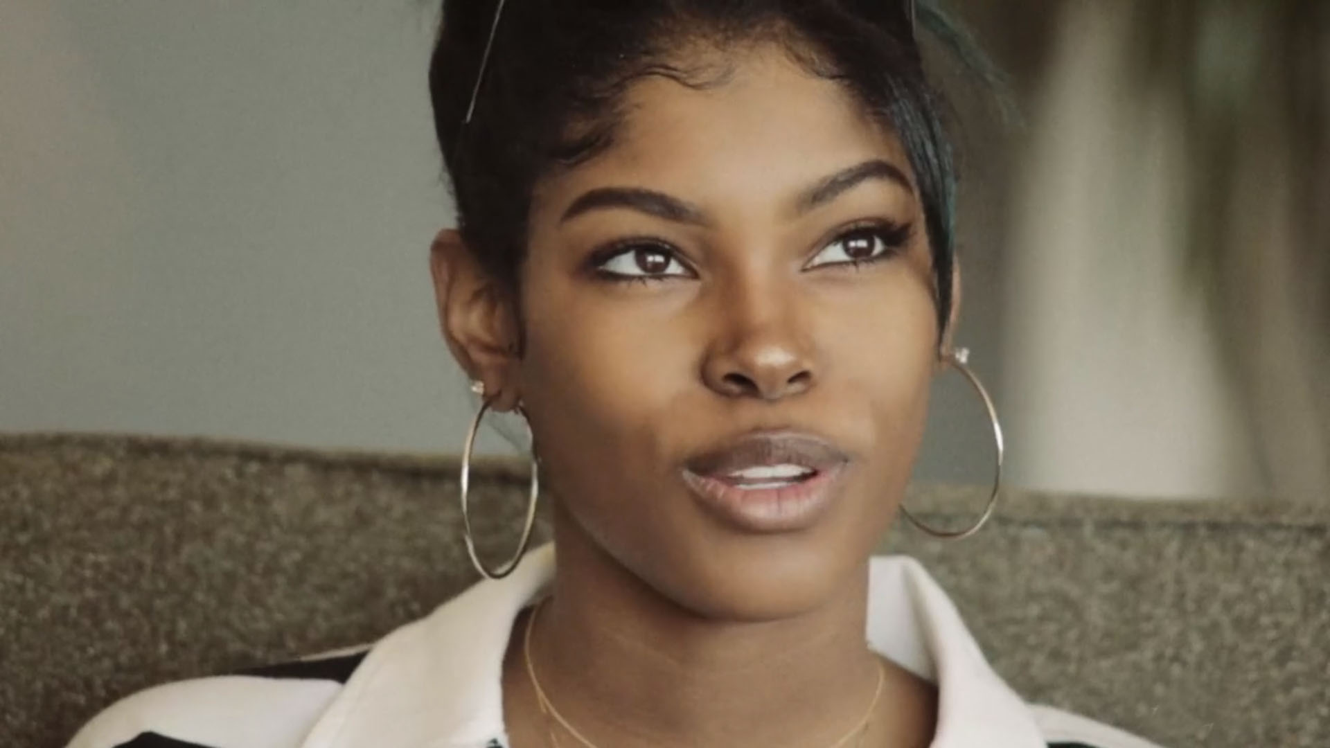 Behind the scenes interview Diamond White Cleopatron Drunk On