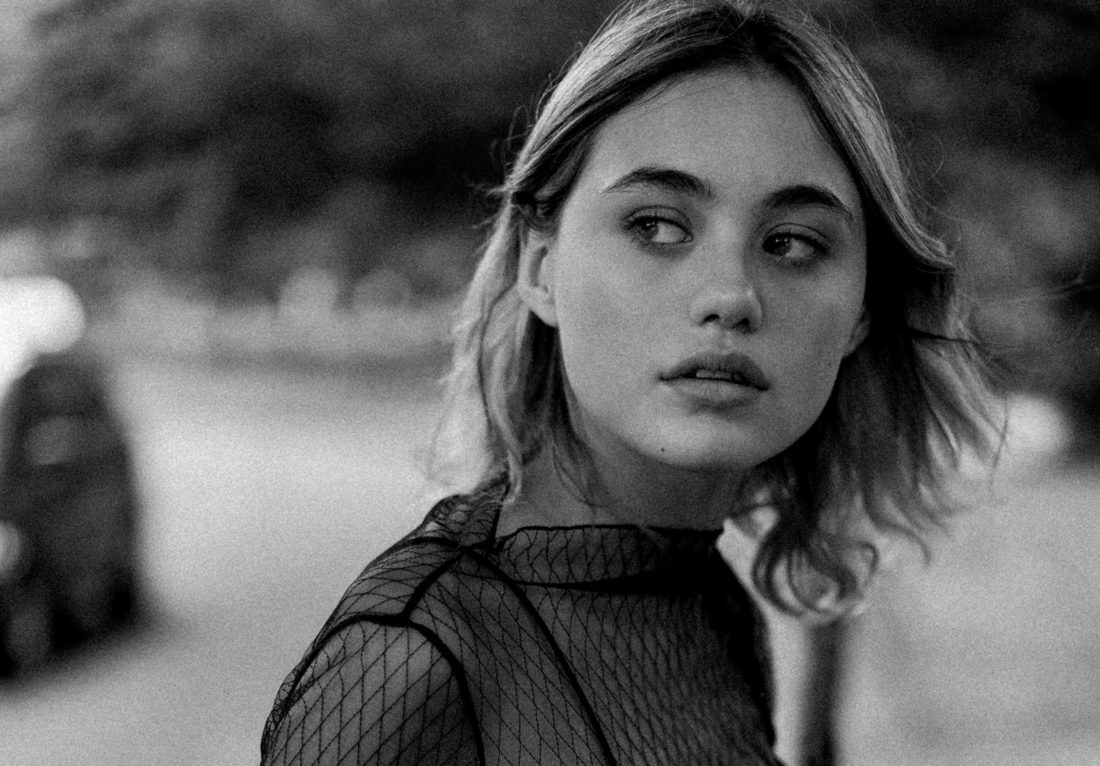 A walk through the park with Talia - C-Heads Magazine