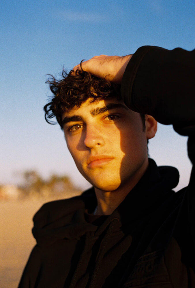 a talk with Matt Healy from The 1975. - C-Heads Magazine