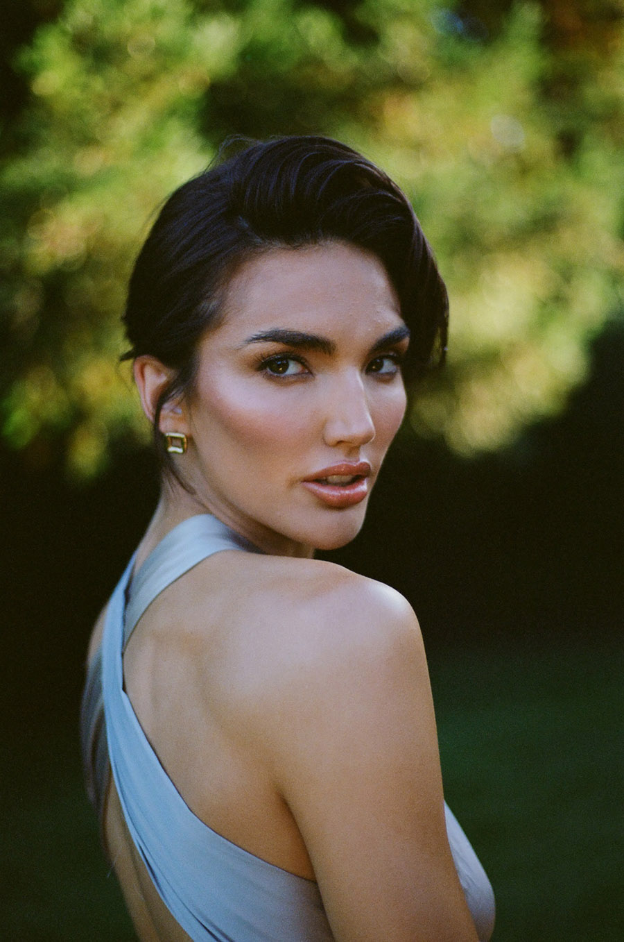 Golden Hour Glamour - C-Heads Magazine