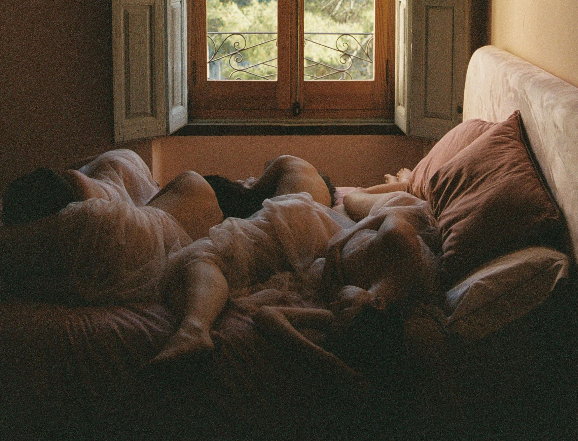 C-Heads Magazine Issue #34 創刊10周年記念号 C-Heads Magazine Issue #34 創刊10周年記念号 2025春夏新作